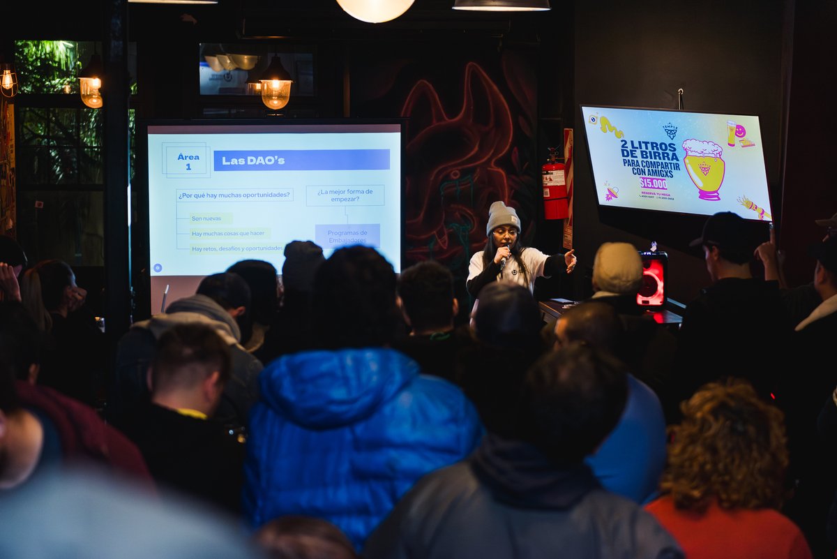 cryptoversidad's tweet image. Last week we hosted 4 events in 3 different countries 🇦🇷🇵🇪 🇲🇽
Onboarding, &amp;amp; creating onchain activity
Cryptoversidad&apos;s impact growing💪🏻