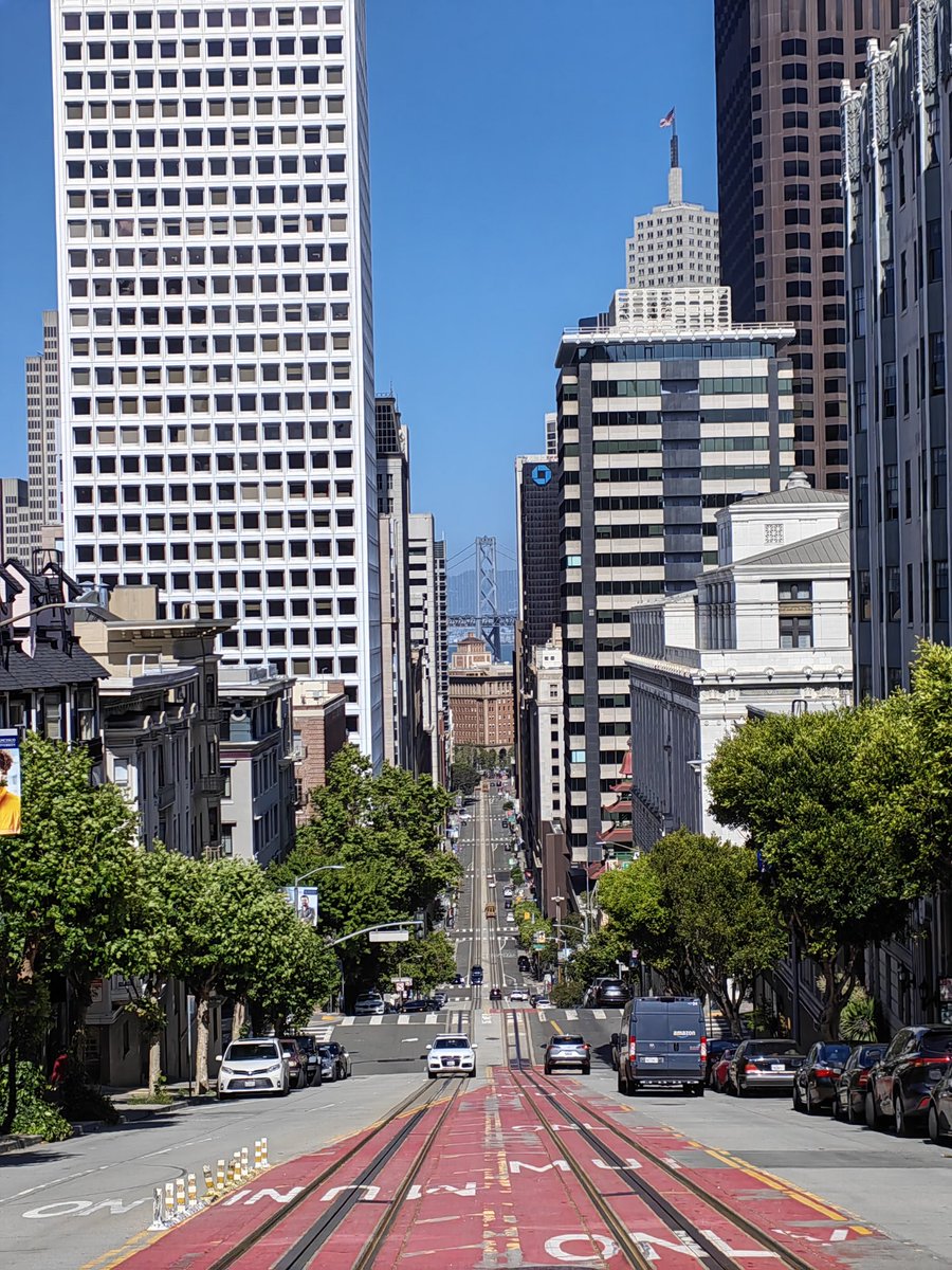 Andy93689's tweet photo. San Francisco https://t.co/rvqNXteh3d
