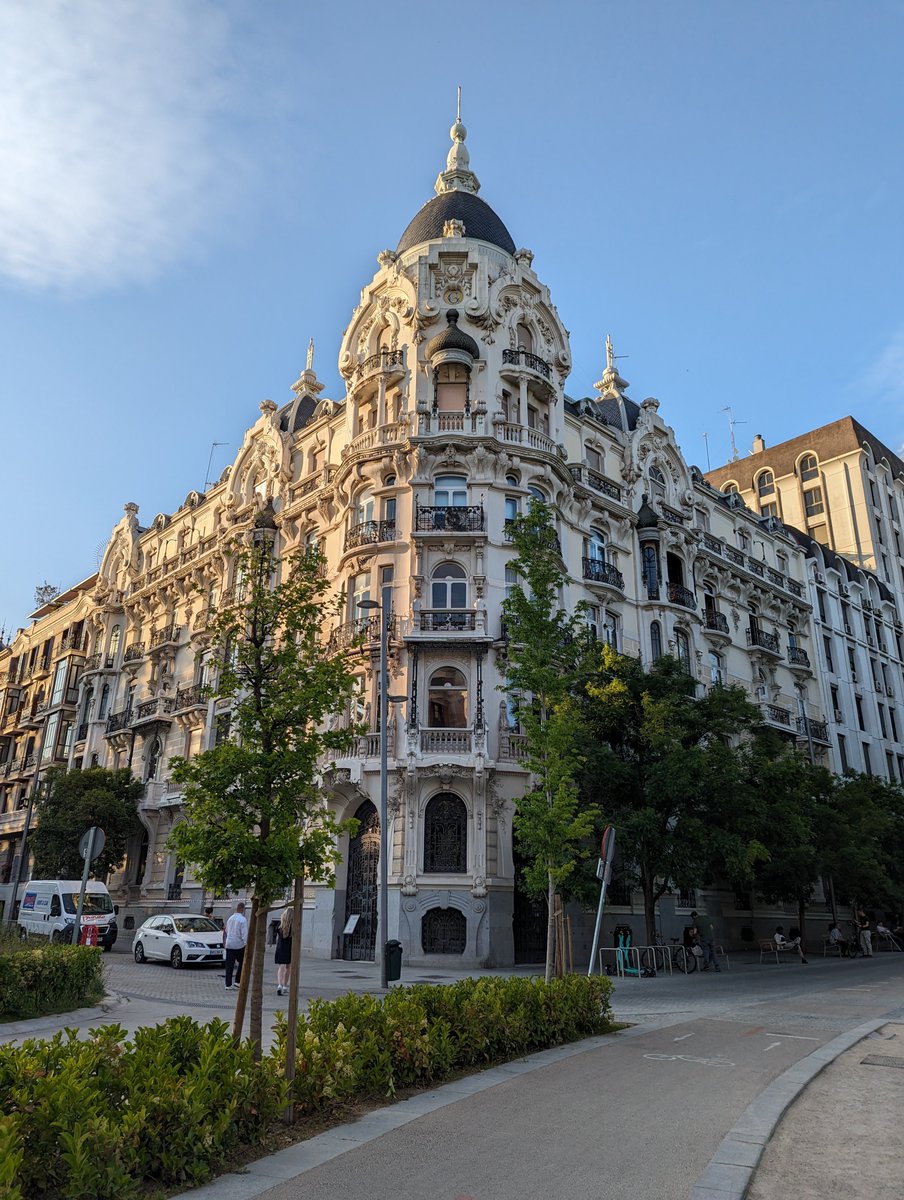 Claire Conley tweet media