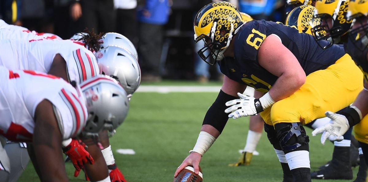 The oddsmakers believe #OhioState will end the three-game losing streak to #Michigan this season as early odds for some college football games were released. 247sports.com/college/ohio-s…
