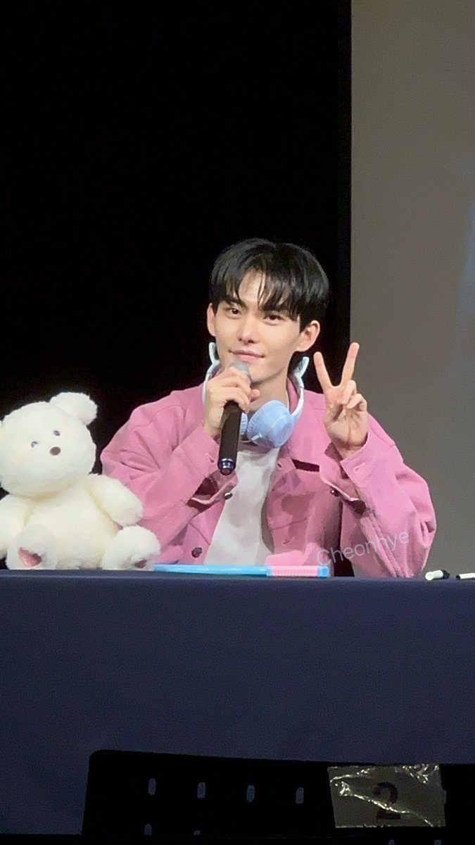 Cheonhye_in's tweet photo. 2024.05.26 조은뮤직 팬싸 
땡땡이🐶 냥냥이😺 곰곰이🐻

#현준 #HYUNJUN #Backseat https://t.co/rh1Ptgn20N