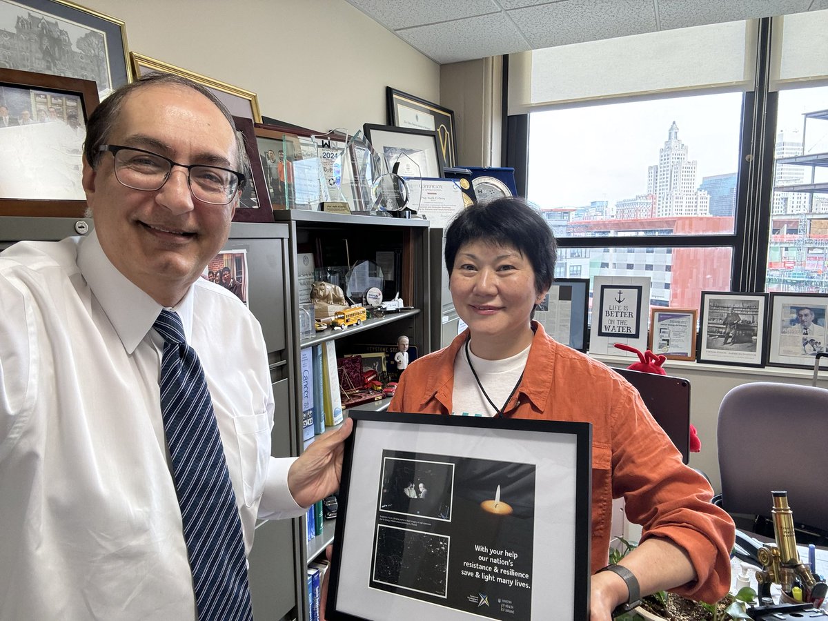 Very grateful and honored to receive this recognition from the Ministry of Health of Ukraine and the Ukrainian non-profit Peace and Development Foundation. Hoping for peace, cooperation and progress in medical oncology and cancer science. @BrownUniversity @BrownMedicine