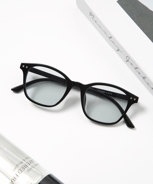 SETUP7_OFFICIAL's tweet photo. 【SETUP7】超軽量オーセンティックサングラス
UVカットを搭載しているため、日差しが強くなるこれからの時期にぴったり。
薄めのカラーレンズは室内でもかけやくおすすめです!!
デザインが豊富なため、お好みのカラーが見つかるはず♪
#サングラス #紫外線 ＃UVケア
https://t.co/GwJrtGo0Em https://t.co/m5RVHSYHi3
