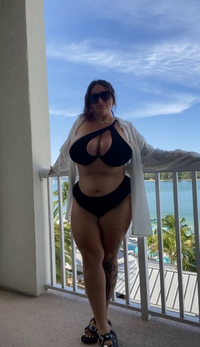 hernamewasnikki