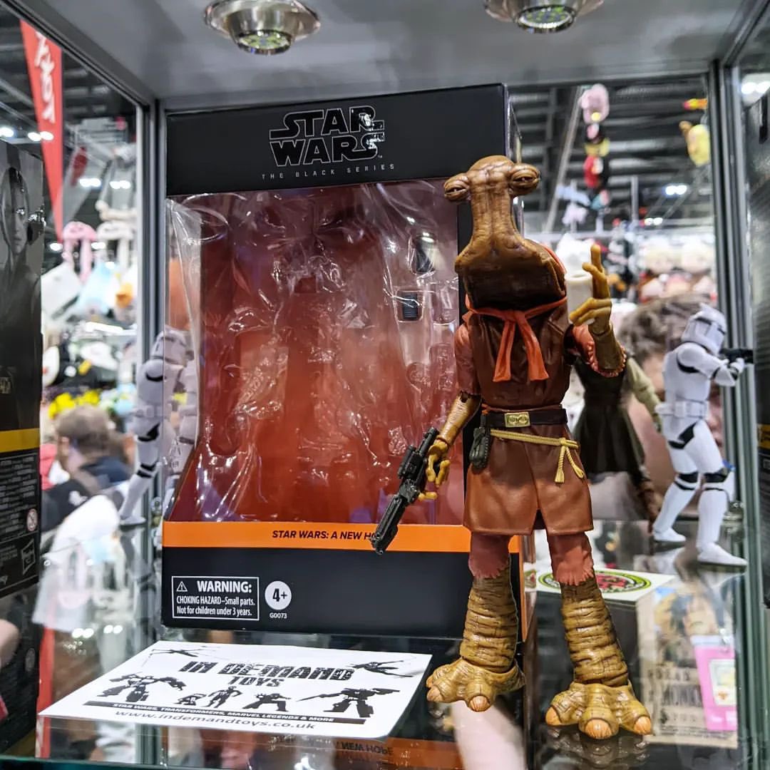 A look at The Black Series, Momaw Nadon!

📸: @thesithlord229 

#StarWars #TheBlackSeries #MomawNadon