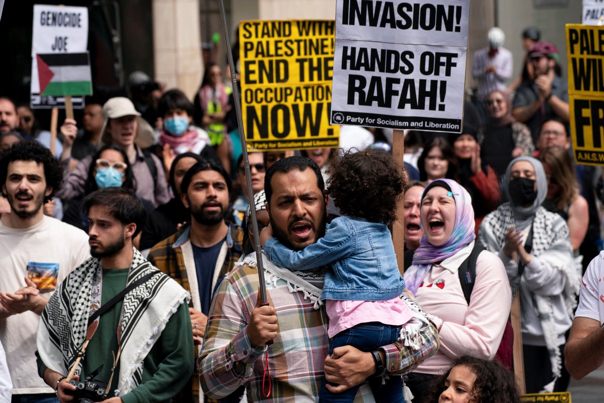 Demonstrations in support of Palestine were held worldwide after an Israeli strike on a Rafah 'safe zone' tent camp killed at least 45 Palestinians. 🔴 LIVE updates: aje.io/quwish