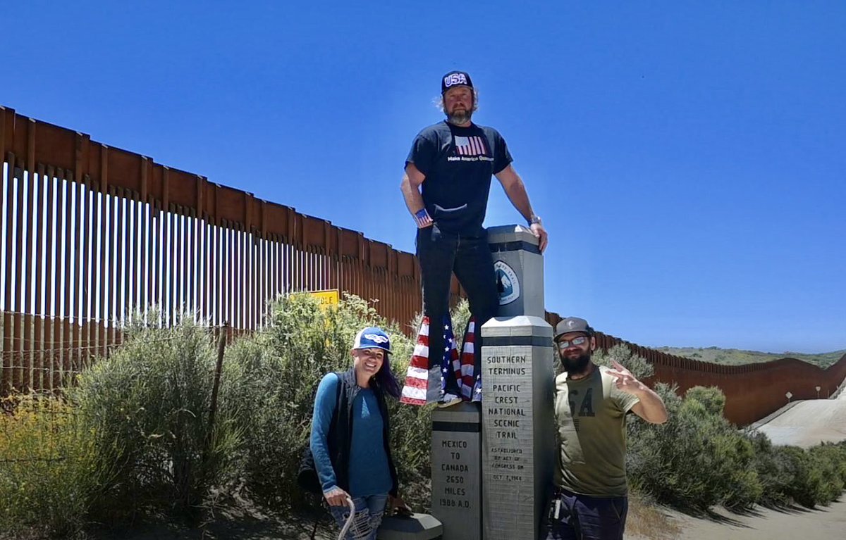 LukeSlywaker's tweet photo. The team and I yesterday at the southern end of the Pacific Crest Trail
@jdata17
@eyeoftheSTORMsd
More coming soon
#BorderMachine
#WeAreTheNewsNow
Stay Tuned 💫 https://t.co/hg9CTm0y3u