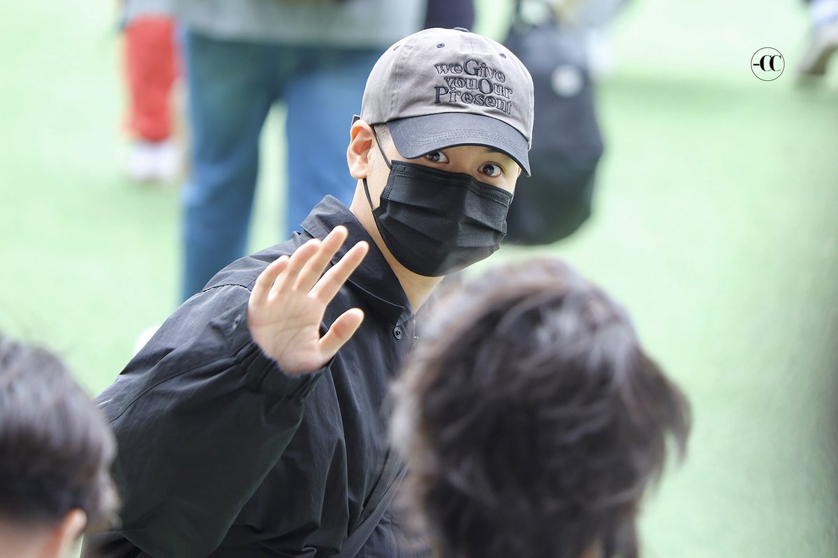 ChanwooCrush_'s tweet photo. 240527  찬우야 훈련 첫날 화이팅💪🏻 밥 잘 먹고 아프지마💚🫡 

@iKON_chan_w000 
#iKON #CHANWOO #CHAN #아이콘  #정찬우 #찬우 #チャヌ #찬우크러쉬 https://t.co/ThNSUU9n6x