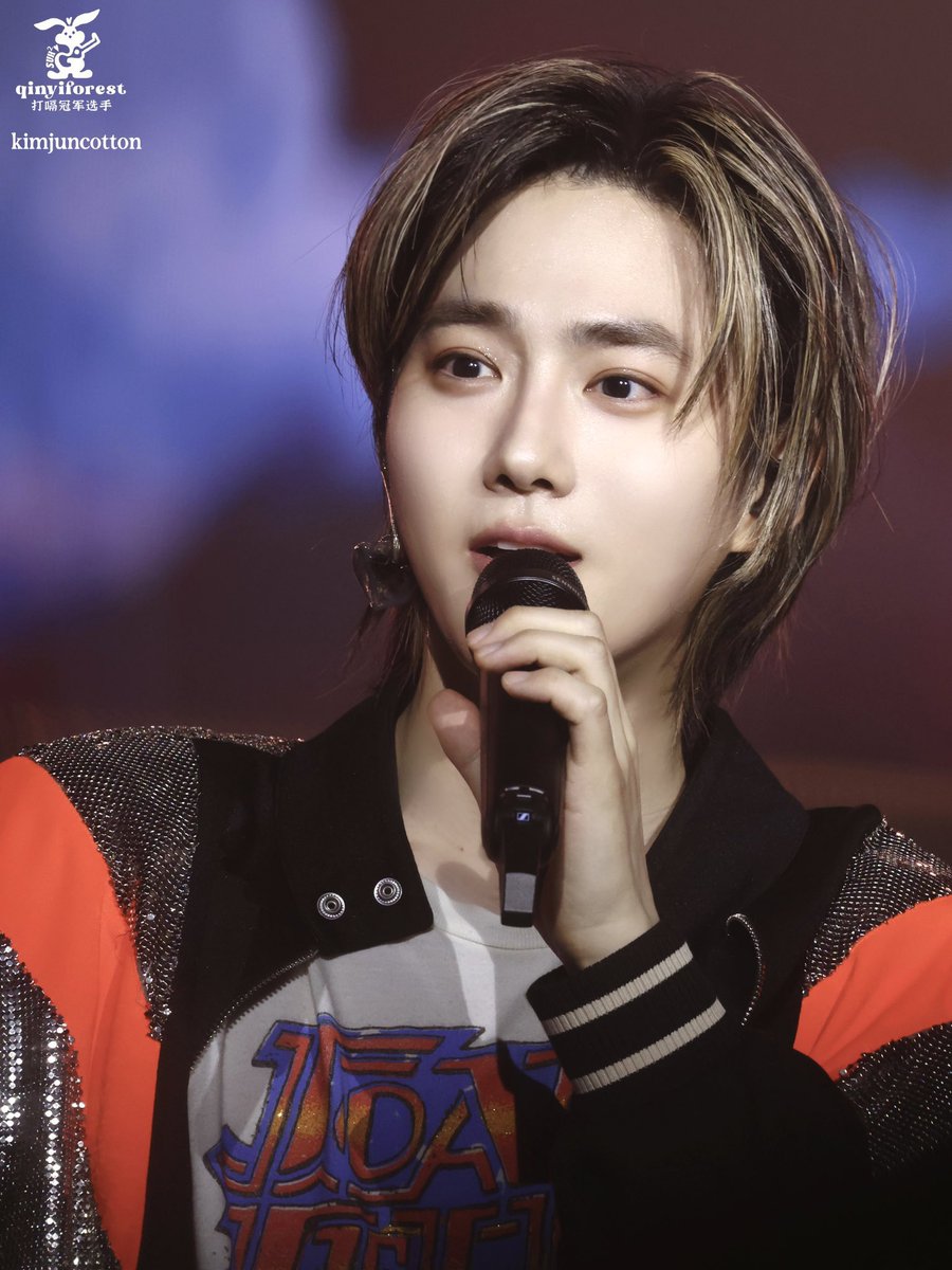 준면이 영종도에서도 검정 스프레이 뿌린 거였대