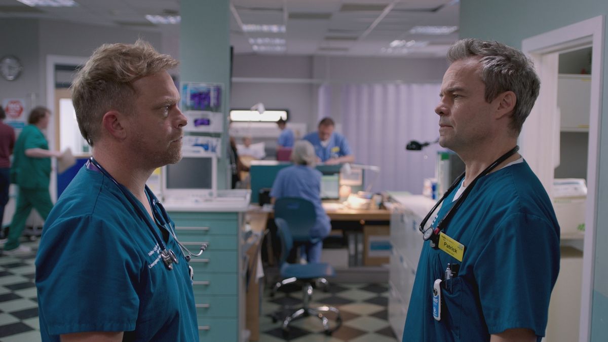 Casualty spoilers: Dylan Keogh plots against Patrick, but the nasty clinical lead fights back! trib.al/v71vfOD