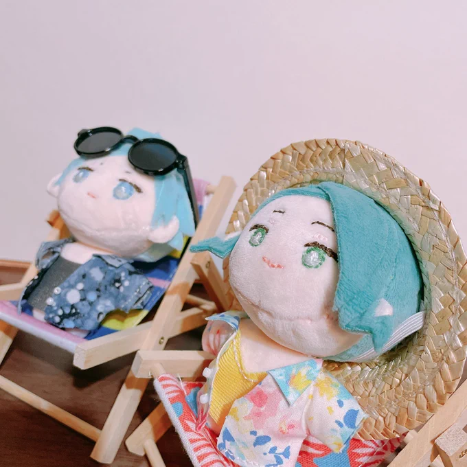 ぬい見せる流れ来てるので推しカプの同規格ぬいが欲しくて初めて作ったクチャクチャのぬい見ていただいてよろしいですか?よろしいですね。ありがとうございました。 