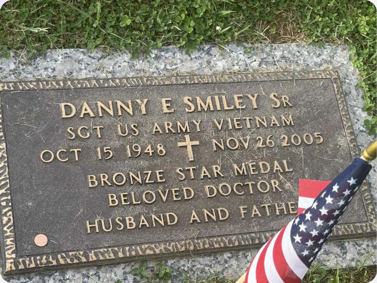 My cousin and his family went to visit my dad’s grave today and asked me why there was a penny on it🇺🇸🙏🏽To whoever placed it there…THANK YOU. It means the world to me! #MemorialDay