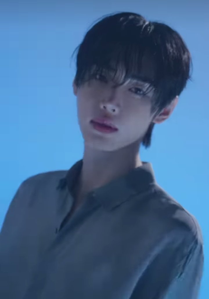 he's so pretty 

SUNGHOONxHINCE MODEL
#SUNGHOONForHINCE
#오늘부터힌스아니고훈스
#HINCE #엔하이픈_성훈 
<a href="/ENHYPEN/">ENHYPEN OFFICIAL</a> <a href="/hince_official/">힌스 hince</a>