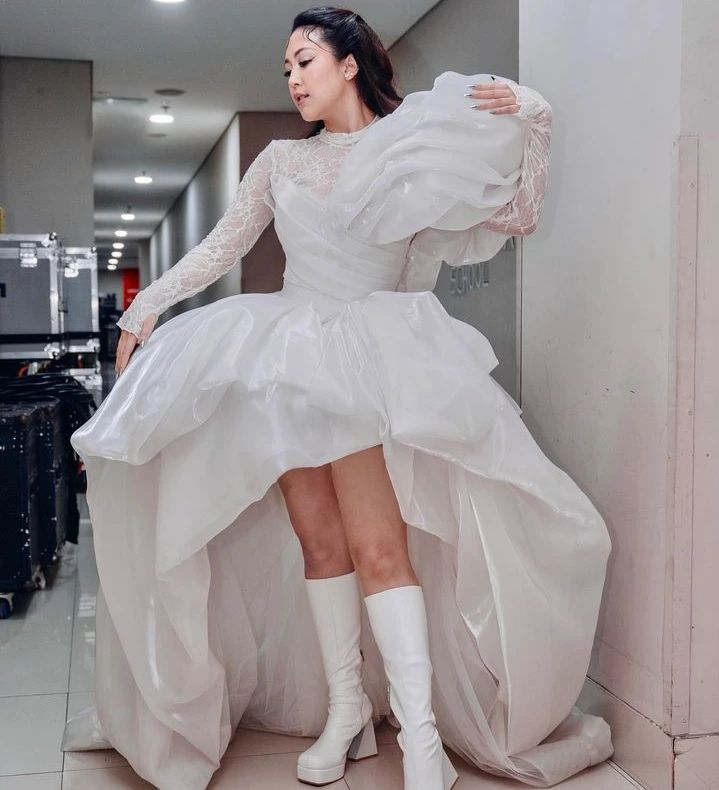 Team Sherina Munaf (シェリナ・ムナフ) tweet media