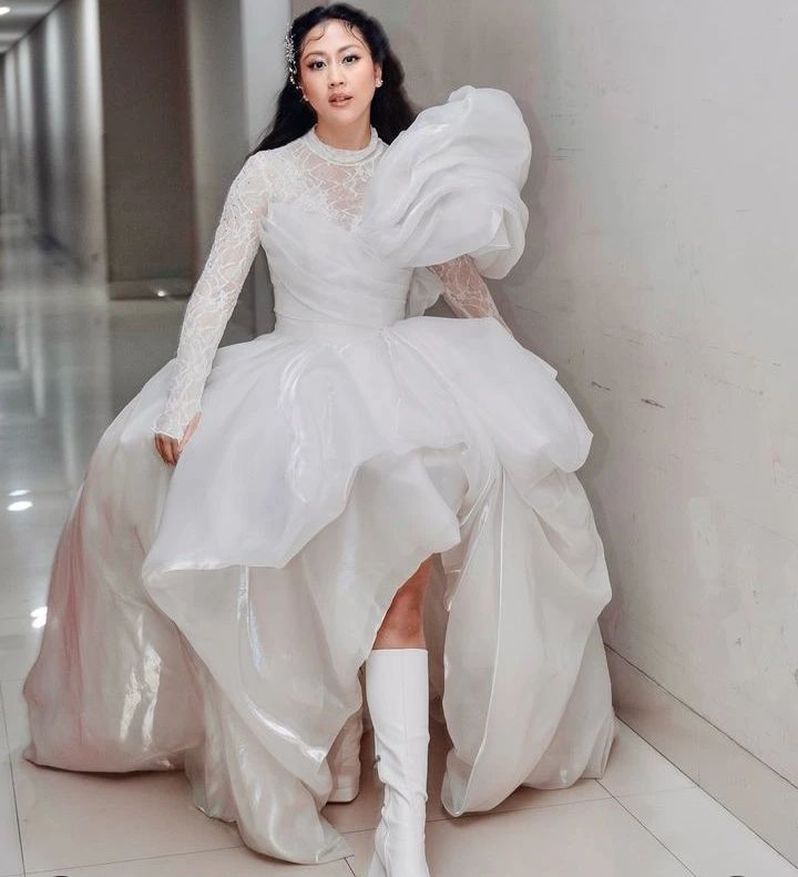 Team Sherina Munaf (シェリナ・ムナフ) tweet media