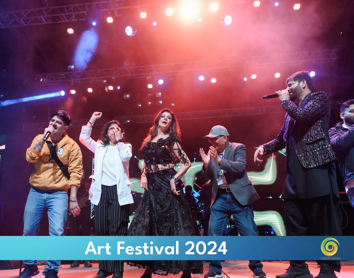 iampoojabatra's tweet photo. Thank you @anusrivastava24  #Toronto @JJassiOfficial it was so fun performing with you on stage after so many years. Just like old times. #Mississauga #Ontario You rocked. See ya soon #Canada @VServeCanada @ArraArts @THP_hospital https://t.co/un0dfVgsg9
