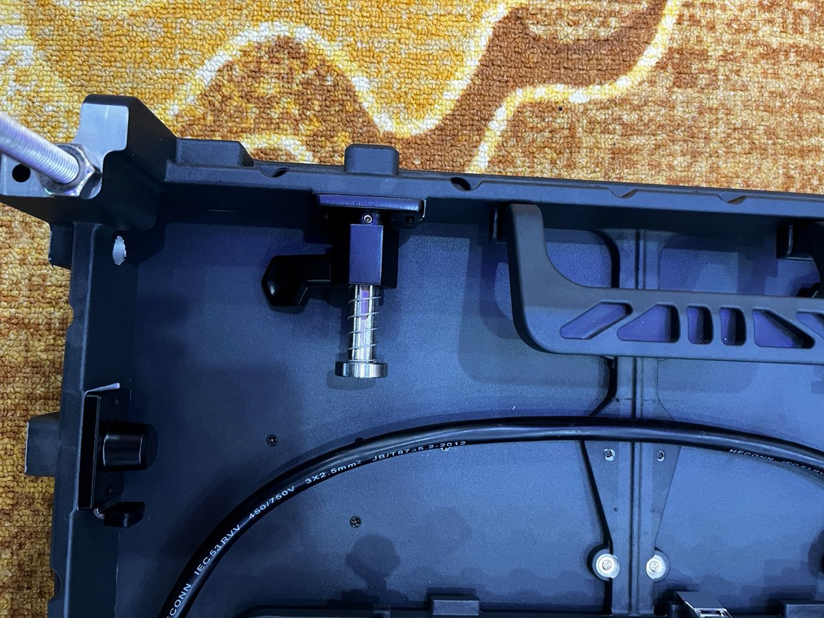 miiiawu's tweet image. Dance Floor LED Screen.welcome to consult WhatsApp:+86 17727358145 #led #dancefloor #ledrentalscreen