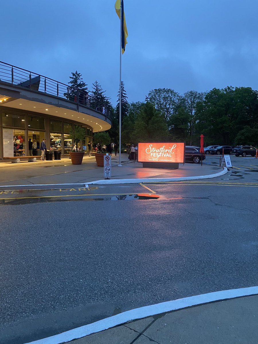 It was an absolute honour to join @stratfest for Opening Night! Best of luck to all the entire team as you embark on this new season, and may we all celebrate culture, art and heritage in this special way.