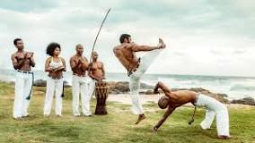 @Anshinnn_Bla aqui em Brasil tambem temos uma dança com raizes africanas, a Capoeira envolve dança, arte marcial, música e religiosidade. Surgiu como forma de resistência à opressão dos senhores e de preservação de suas identidades culturais pelos negros escravizados