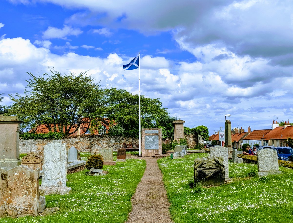 In the May #ScottishBanner:
#Scotland’s most celebrated historian announced as the Patron of the #ScottishFlagTrust
Issue out now!
👉 scottishbanner.com/?p=196097
#TheBanner #Saltire #ScotSpirit #FlagOfScotland #ScotlandIsNow  #SaltireMemorial #StAndrewsCross #SaltireScotland