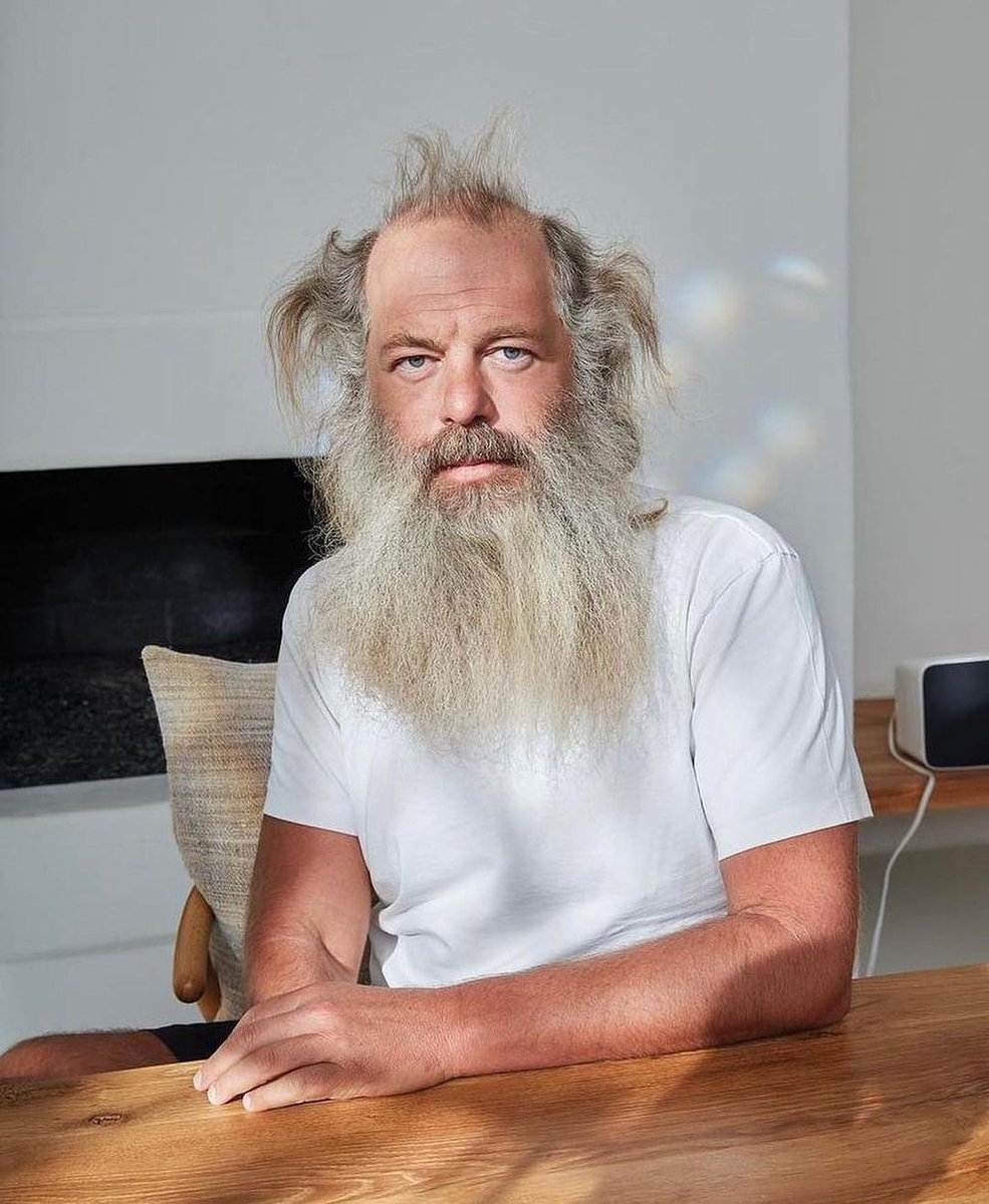 LilMoonLambo's tweet photo. "Being a crypto trader isn't stressful at all"  

- John, 23 years old https://t.co/pLdyjUbeHs