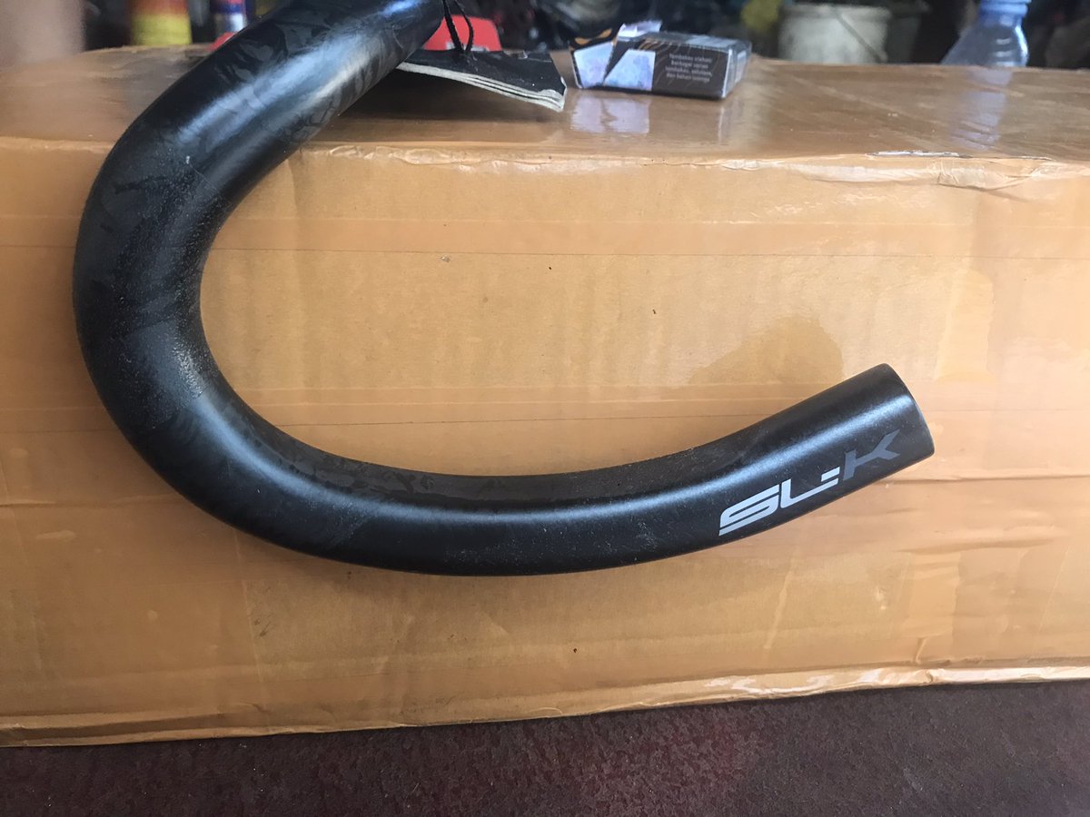 iqbalpetet's tweet photo. WTS Dropbar FSA width 400mm, masih baru ga jadi pake, 2jt nego #fnfjb https://t.co/NLDPkwXnL2