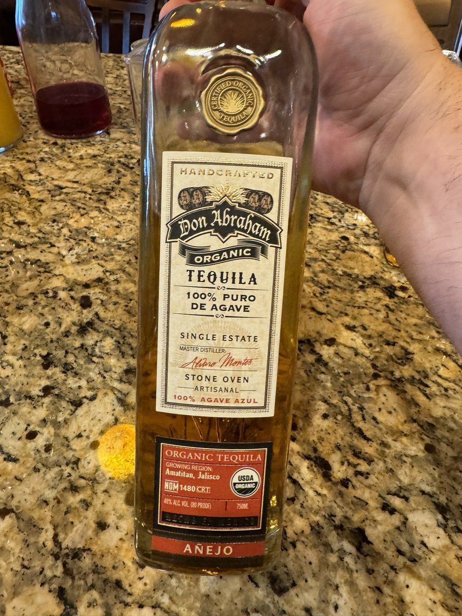 Don Abraham in the house! 

No clue what this añejo is, but it’s smooth.