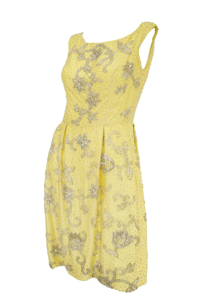 LaurenCDeutsch's tweet photo. #Ootd is this 1950s yellow silk dress with a matching jacket embroidered with flowers in beads and rhinestones and polka dotted all over with seed beads. Elaborate embroidery really needs to make a comeback. #YellowMay #Fashionhistory https://t.co/oNe1T8Lj7K