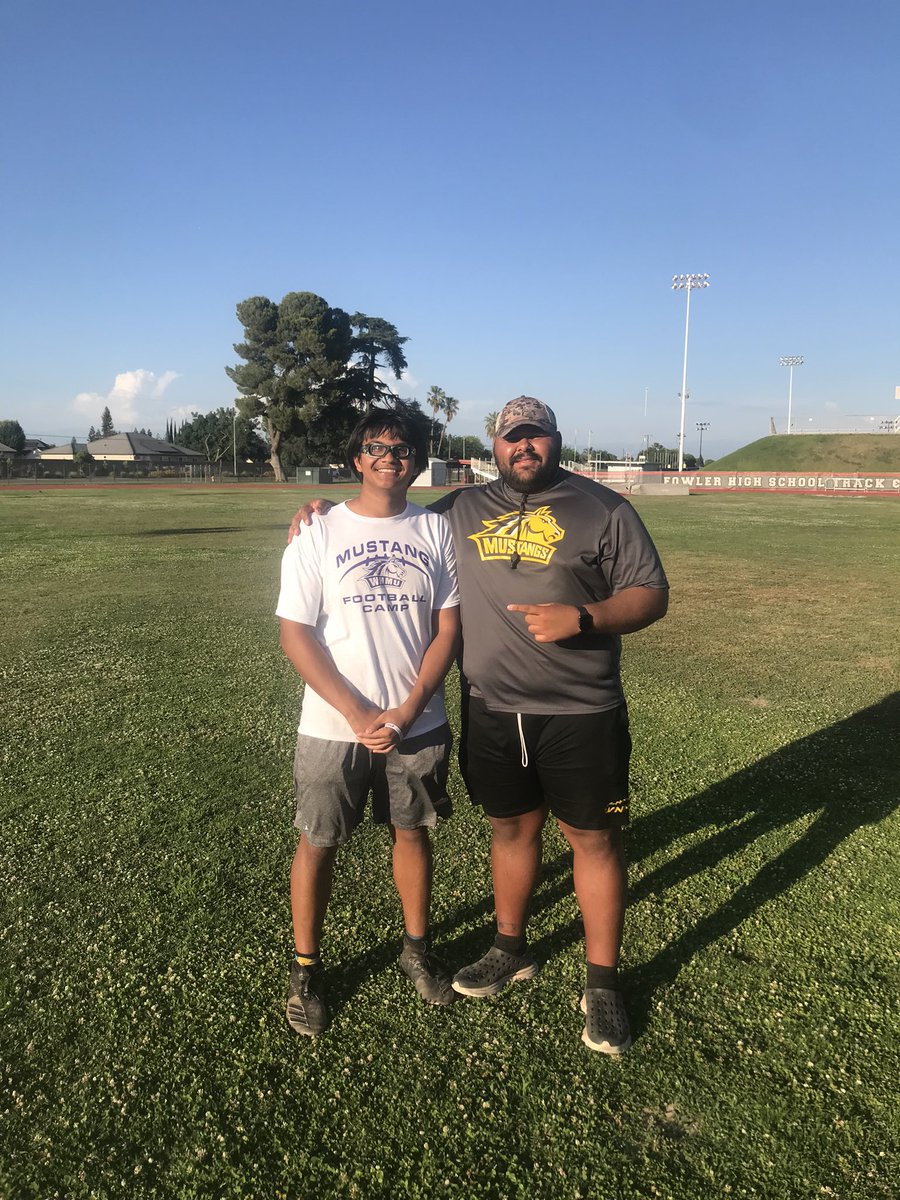 After a great camp, I would like to thank  <a href="/WNMUFootball/">WNMU Mustang Football</a> <a href="/coach_bhickman/">Billy Hickman</a> &amp; <a href="/CoachKT76/">Kenneth Trezvant</a> for my 1st official offer!
#RAREBREED

<a href="/BrandonHuffman/">Brandon Huffman</a> <a href="/PGregorian/">Paul Gregorian</a> <a href="/LJ_Reyna/">Lorenzo J. Reyna</a> <a href="/JacksonMoore247/">Jackson Moore</a> <a href="/keiththompson21/">keith thompson</a> <a href="/HERIBURRITO79/">Eddie</a> <a href="/NickMonica63/">Coach Nick Monica 63</a> <a href="/VTD_Sports/">VTD Sports</a>