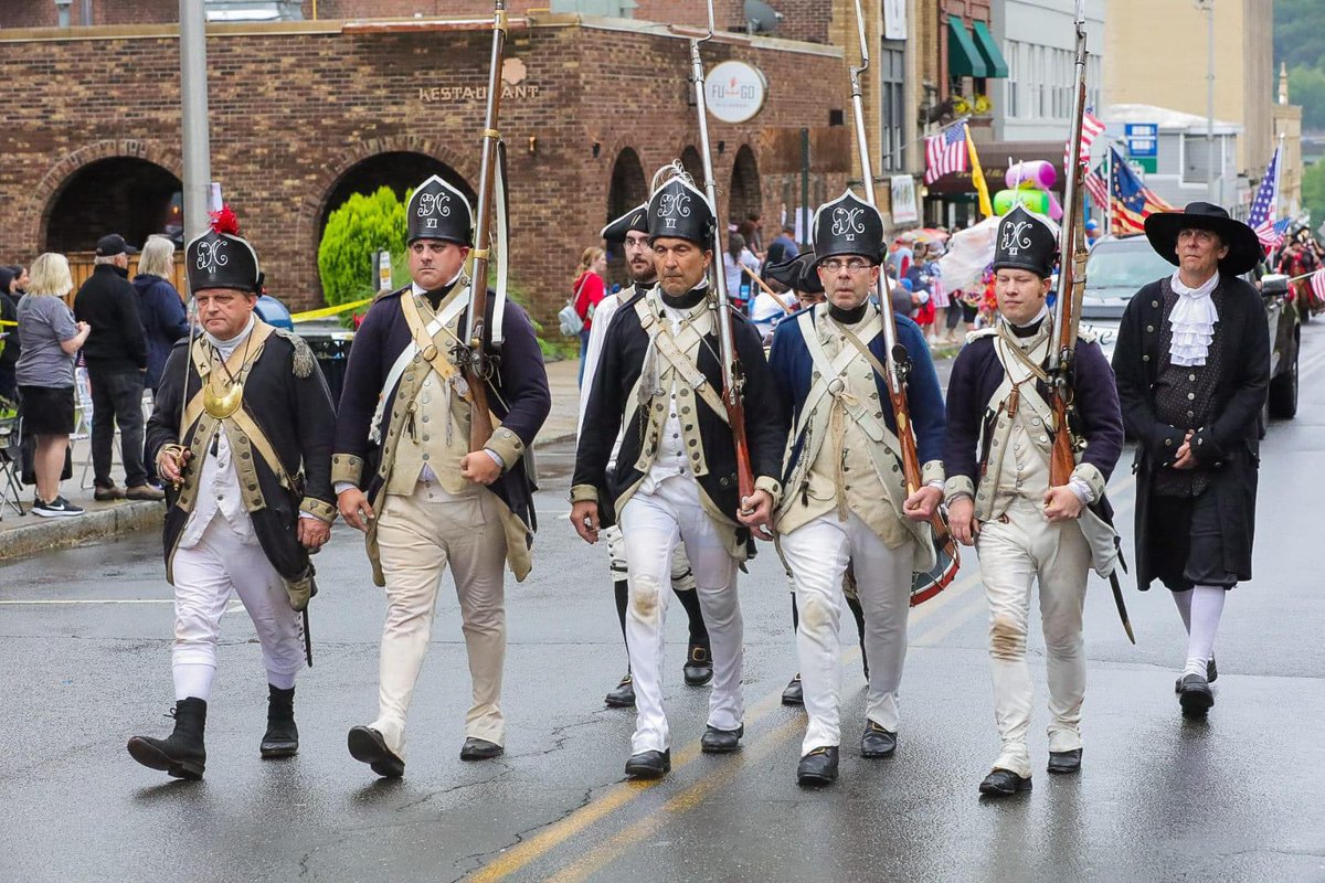 The Derby-Shelton parade was one for the books today! We represented the Past, Present and the Future of History. The kids were troopers as it did rain on our parade, but we honored those who paid the ultimate sacrifice.