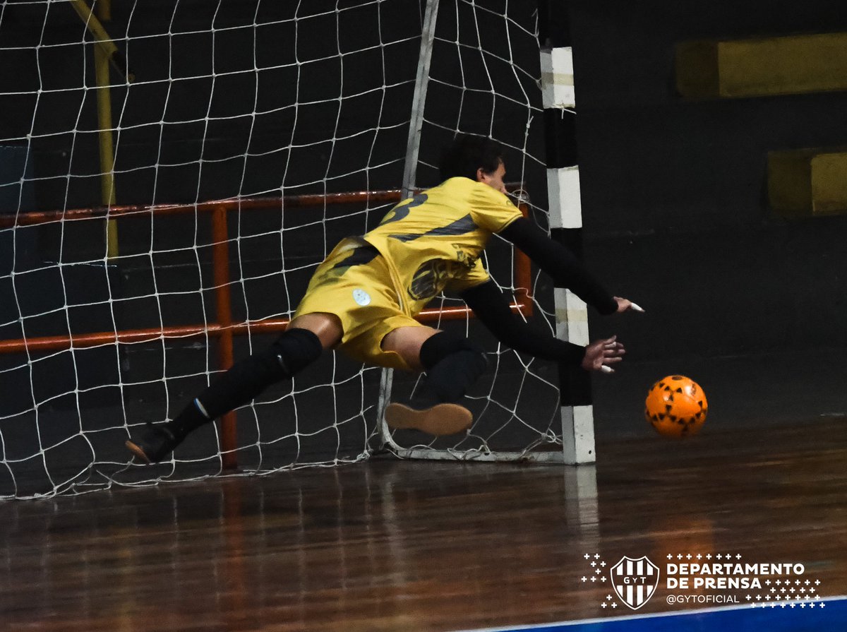 #Futsal || Victoria del Albo! 

Gimnasia le ganó a Juventud Antoniana 3-2, con goles de Luciano Villafañe, Enzo Delgado y uno en contra. 

#VamosAlbo 🤍🩵💪🏻