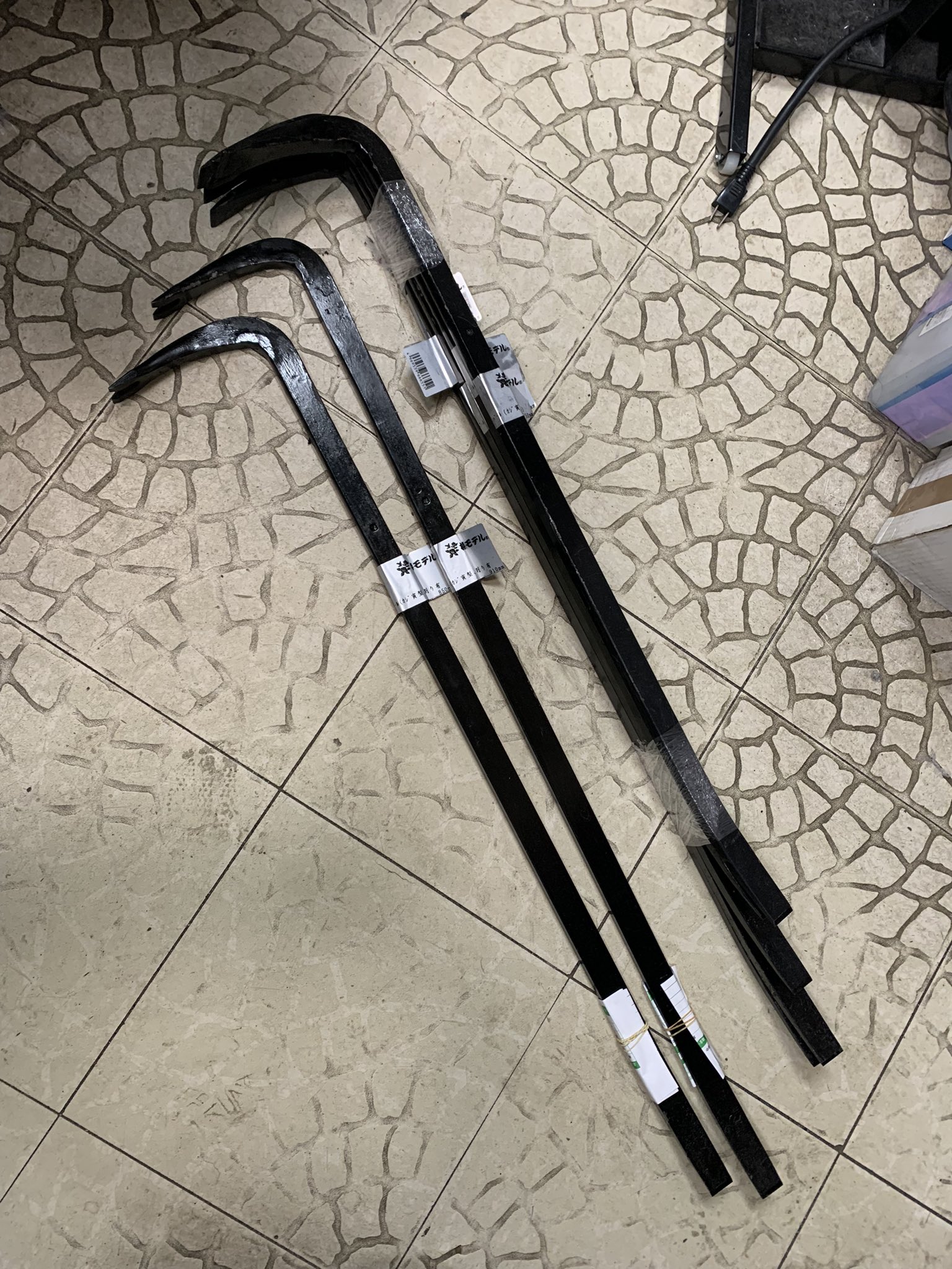 かじ寅 バール 解体 大工