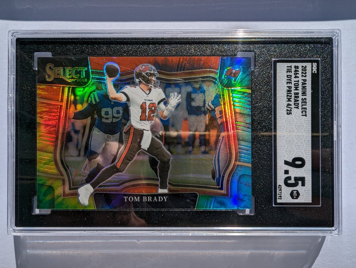 Hector239S's tweet photo. @TheHobby247 Brady Tie Dye Field Level /25 
$275USD shipped from Australia https://t.co/qcHI9A8AMH
