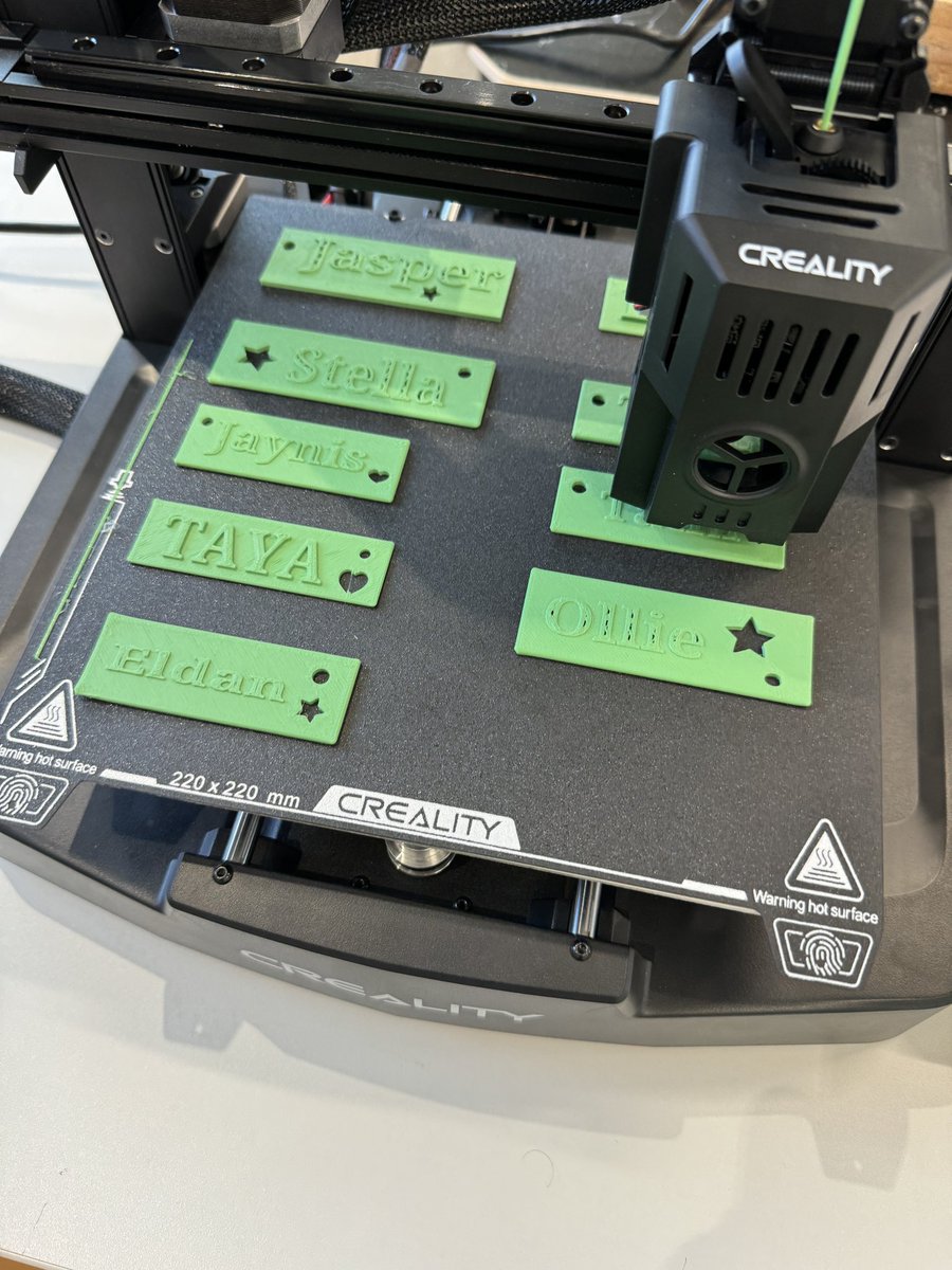Mr_ODonovan's tweet photo. First batch of #3D keychains is ready! Our @versoschool grade 1 and 2s created their own using @tinkercad and we printed them this morning in @versoschool Green! Can’t wait to see what else our #Designers come up with! #DigitalLiteracy #3DPrinting #EdTech https://t.co/gVP6zFStJT