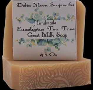 #artisanSoap #handmade #gift #oliveOilSoap #shopLocal #coldProcessSoap #SmallBusiness #skincare #palmFree #shavingSoap #giftforHer   #etsySeller #deltamoonsoap