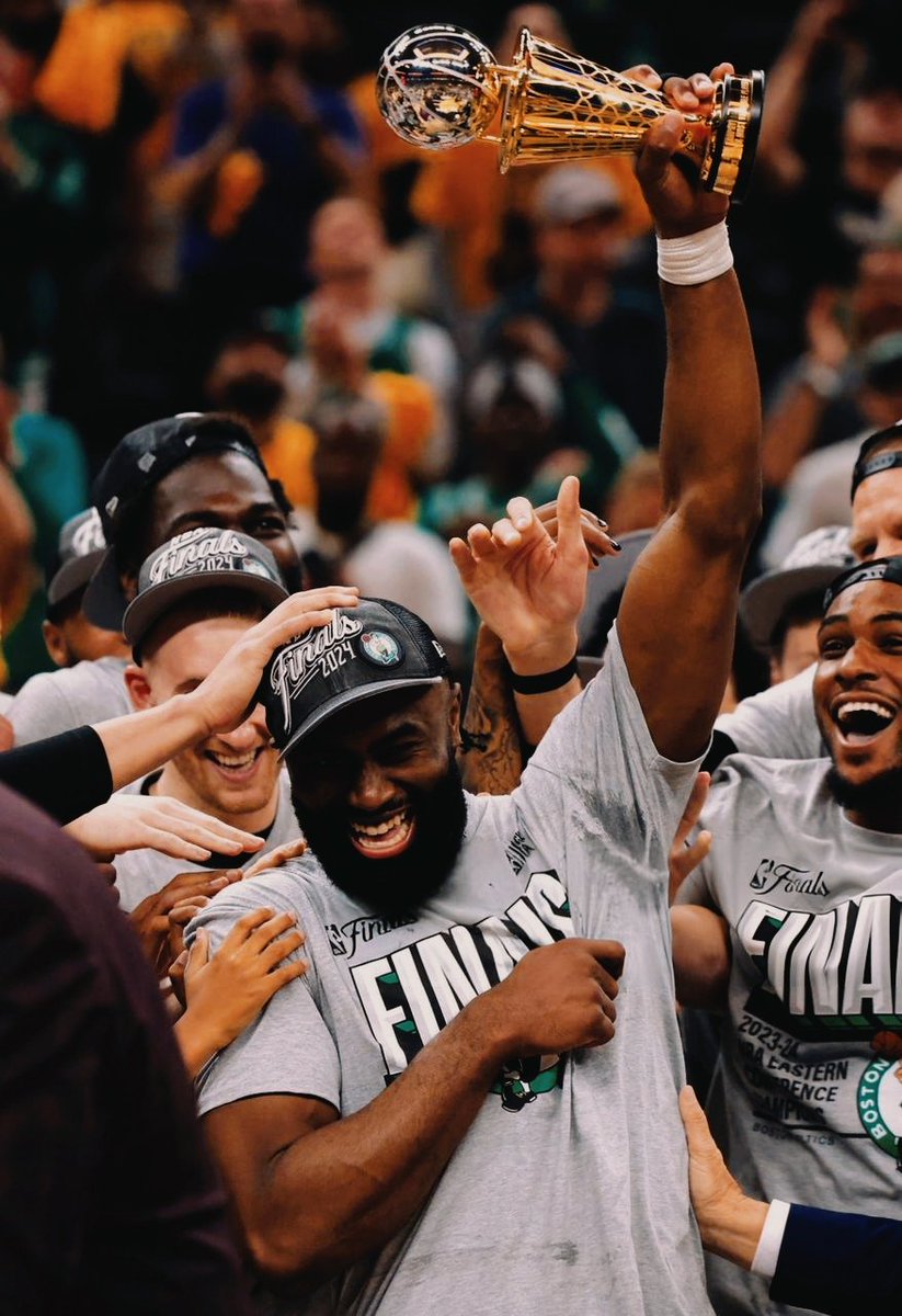 The Bill Russell's Celtics ☘️ tweet media