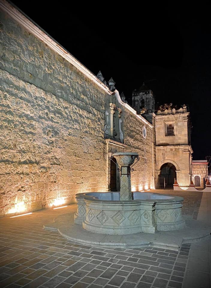 Que pasen una excelente noche y un buen descanso. ¡Hasta mañana! #Oaxaca #CasaDeLaCultura 
📸 (Créditos a quien corresponda)
