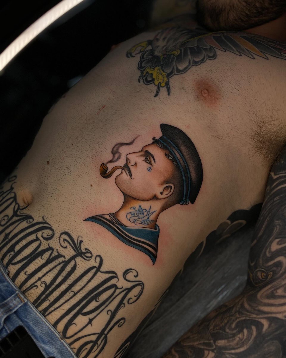 akabeatrix's tweet photo. Tattoo de marinheiro tatuado ✅ https://t.co/gtzi96rmiG