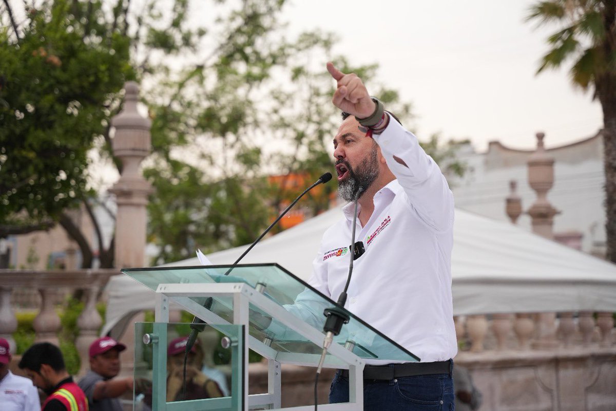 <a href="/arturoavila_mx/">Arturo Ávila.</a> <a href="/RedAMLOmx/">REDAMLO - Defensores de la #4T</a> <a href="/Claudiashein/">Claudia Sheinbaum Pardo</a> <a href="/mario_delgado/">Mario Delgado</a> <a href="/tatclouthier/">Tatiana Clouthier</a> <a href="/ivan_escalante/">Iván Escalante</a> <a href="/Navegaciones/">Pedro Miguel</a> <a href="/epigmenioibarra/">epigmenio ibarra</a> <a href="/britoalfonso/">alfonso brito</a> <a href="/fisgonmonero/">Rafael Barajas</a> <a href="/abrahamendieta/">Abraham Mendieta</a> Hasta la victoria con <a href="/arturoavila_mx/">Arturo Ávila.</a> &amp; <a href="/Claudiashein/">Claudia Sheinbaum Pardo</a>
#CierreDeCampañaArturo
#MéxicoConClaudia
#XochitlDerrotada