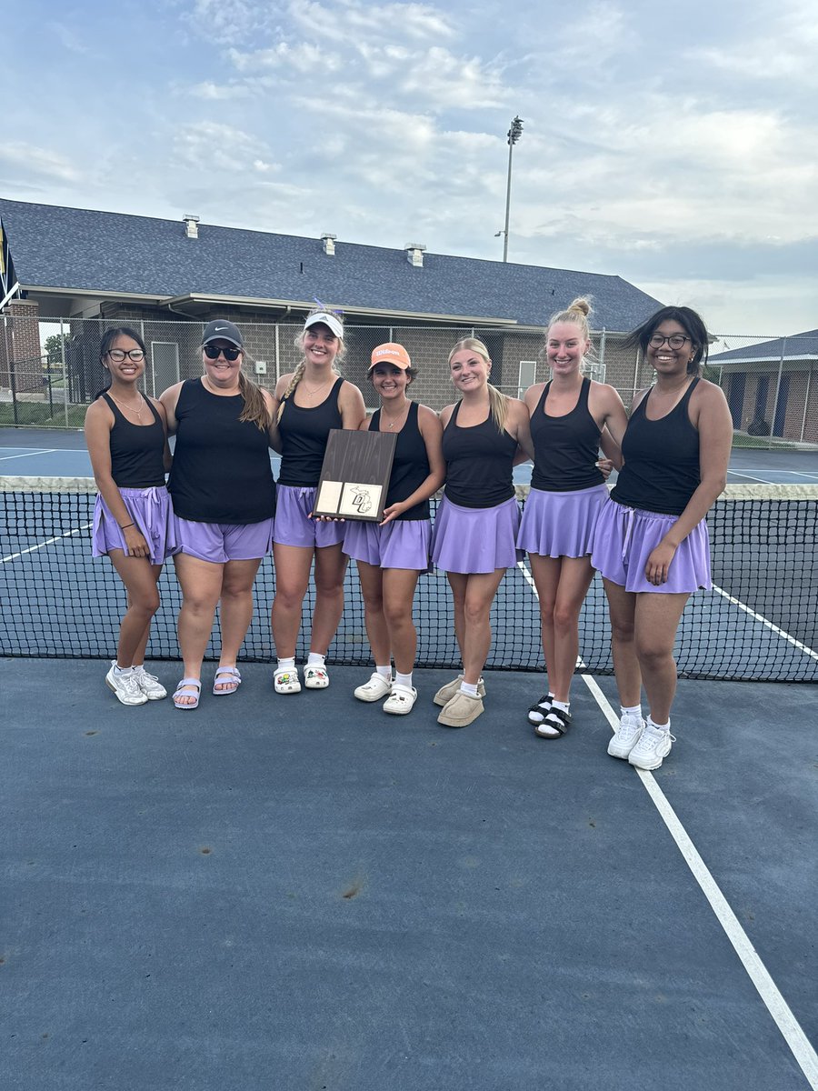Woodhaven Tennis (@woodhavtennis) on Twitter photo BACK 2 BACK LEAGUE CHAMPS 💜🔥💜🔥💜
Congrats to all on a great season !! 🎾🎾
1 singles- Emily 🥇
2 singles- Heidi 🥇
3 singles- Lindsey 🥉
2 doubles- Elsie & Tatyana 🥇
3 doubles- Morgan & Kelly 🥇
4 doubles- Samarah & Caitlin 🥉
<a href="/WoodhavenHigh/">Woodhaven High</a> <a href="/WoodhavenAD/">WoodhavenAD</a> BACK 2 BACK LEAGUE CHAMPS 💜🔥💜🔥💜
Congrats to all on a great season !! 🎾🎾
1 singles- Emily 🥇
2 singles- Heidi 🥇
3 singles- Lindsey 🥉
2 doubles- Elsie & Tatyana 🥇
3 doubles- Morgan & Kelly 🥇
4 doubles- Samarah & Caitlin 🥉
<a href="/WoodhavenHigh/">Woodhaven High</a> <a href="/WoodhavenAD/">WoodhavenAD</a>