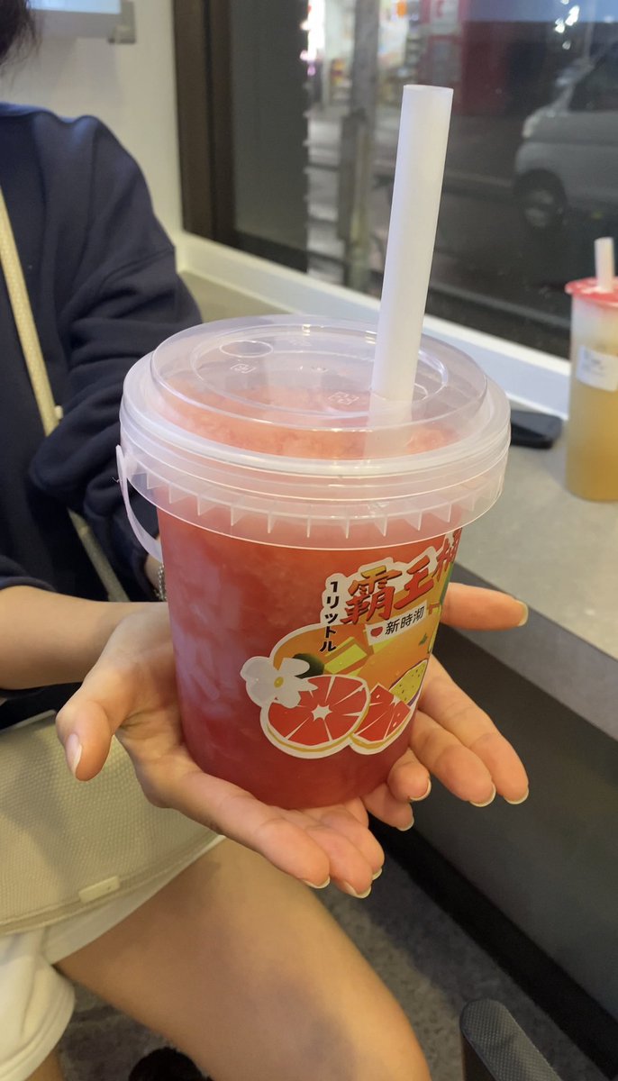 スイカジュース好きすぎて見つけたら必ず飲んでるんだけど、日本だと