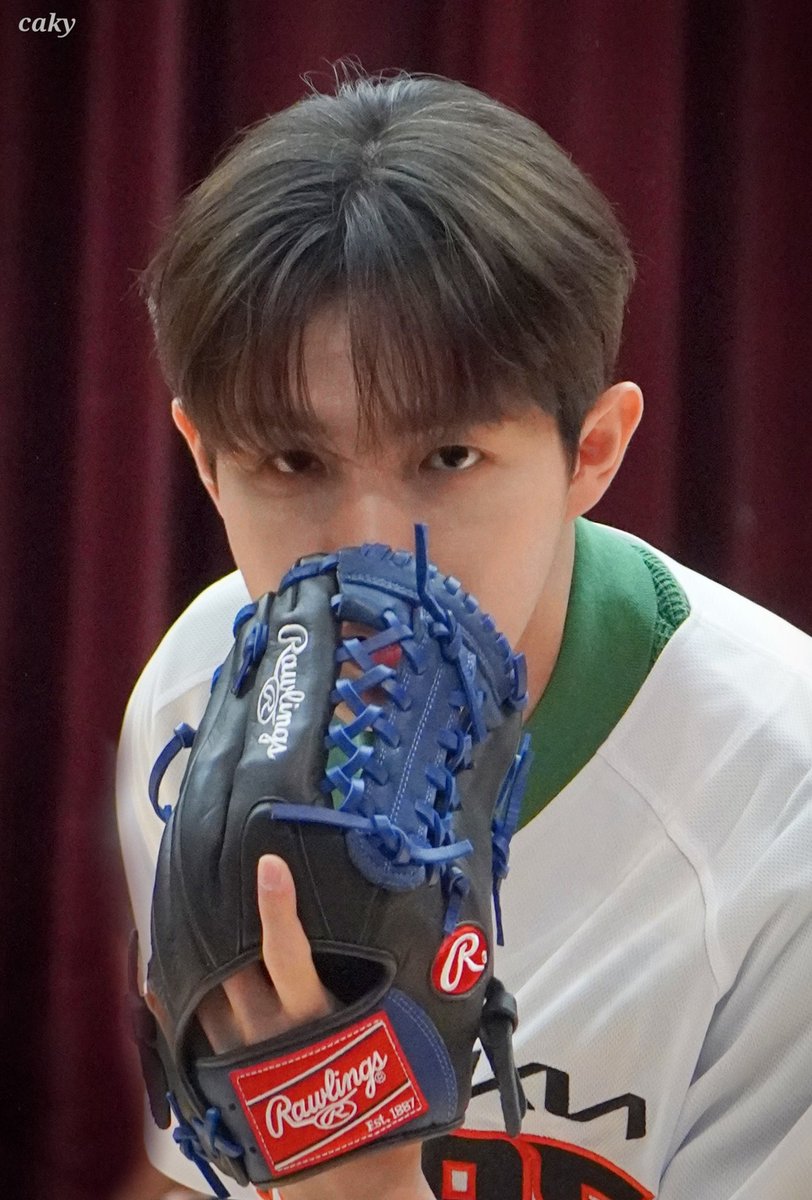 240526 뮤직아트 대면

야구 소년 김재환🐶

#김재환 #KIMJAEHWAN