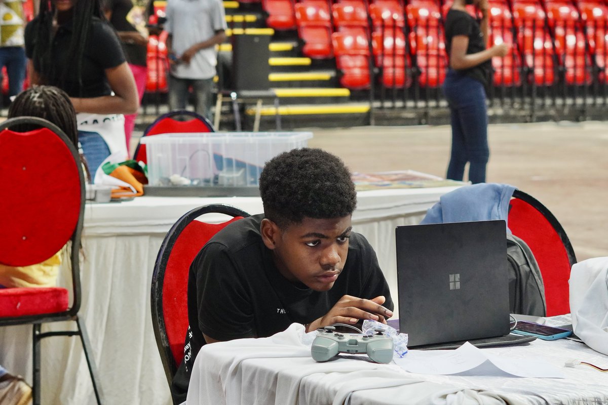 ROBOTSMALI1's tweet image. Faites en sorte que votre enfant fasse partie de l’avenir 🤖

L’inscription au camp STEM et Robotique : 120.000F
Lien d&apos;inscription : app.robotsmali.org/inscriptions/c…

INFOLINE : +223 73 65 55 01

#robotique #robotsmali 🇲🇱