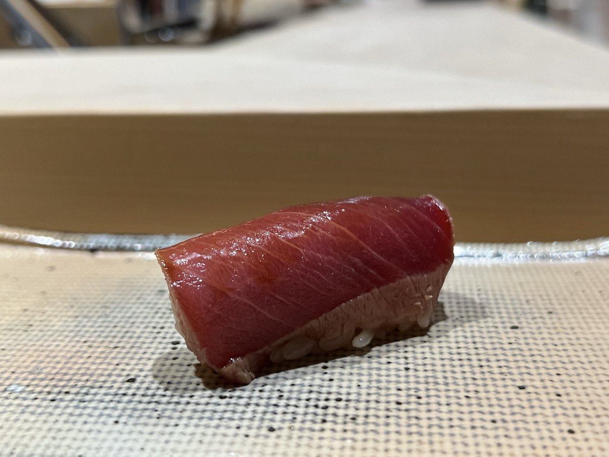mountain_107's tweet photo. モヤモヤするときは
一旦美味いもの食べるに限る。

美味すぎるご飯は
他のことを忘れさせてくれるので
いいリセットになる。

非合理的だけど
お金ない時からずっとそうしてるから
いい意味で体に染みついた習慣ってやつ #ad https://t.co/XiOAq5JC0Z