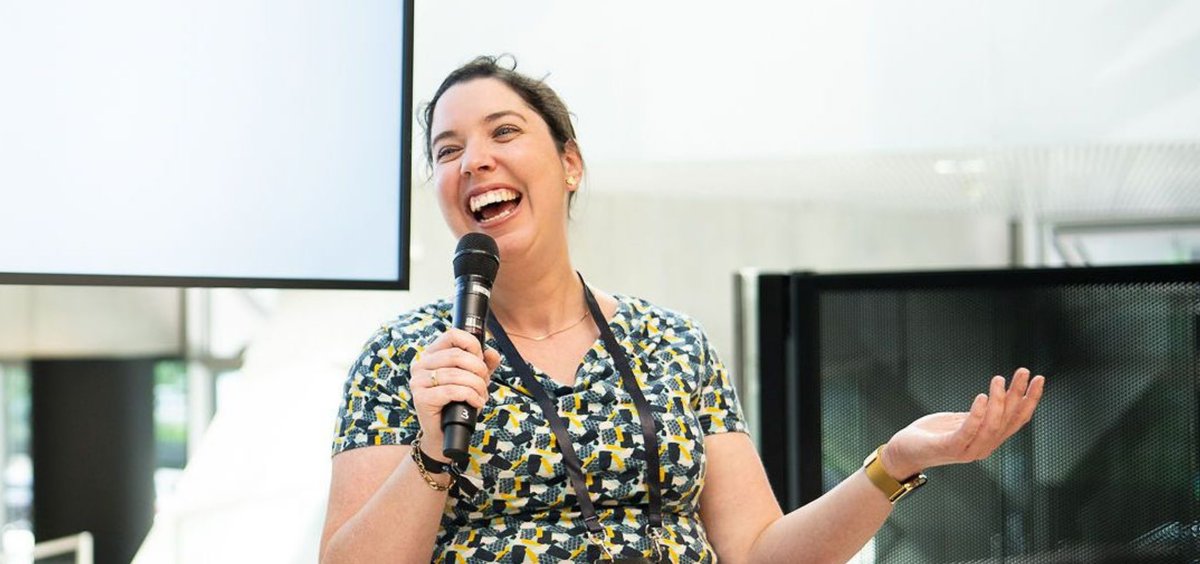 I don’t hang out here much anymore, but I still want to know how y’all are doing!

What’s happening, Twitter fam? #forevertwitter

For the algorithm: here’s my favourite new snap taken at a speaking gig last week. 📸🤷‍♀️

New profile pic??