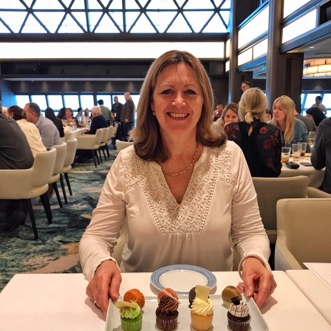 🚢 Foodies check out the specialty restaurants and complimentary dining options available on the new Norwegian Encore @CruiseNorwegian
👉 heatheronhertravels.com/norwegian-enco…
🍴The Observation Lounge is just one of many public spaces and indoor relaxation areas #presstrip #NorwegianEncore