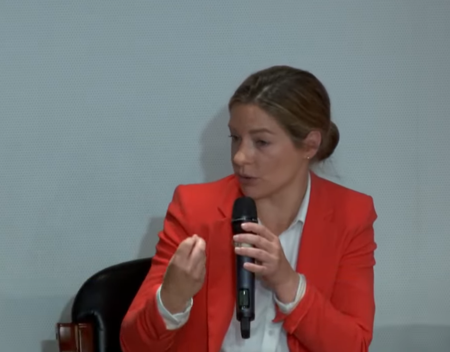 🗳️🇪🇺🚜 #GrandOral | 🎙️🗣 @CelineImart @lesRepublicains sur l' #environnement: 'Ce n'est pas en mettant des boulets au pieds des agriculteurs qu'on arrivera à relever le défi du #ChangementClimatique mais par un ajustement carbone aux frontières pour répondre aux enjeux