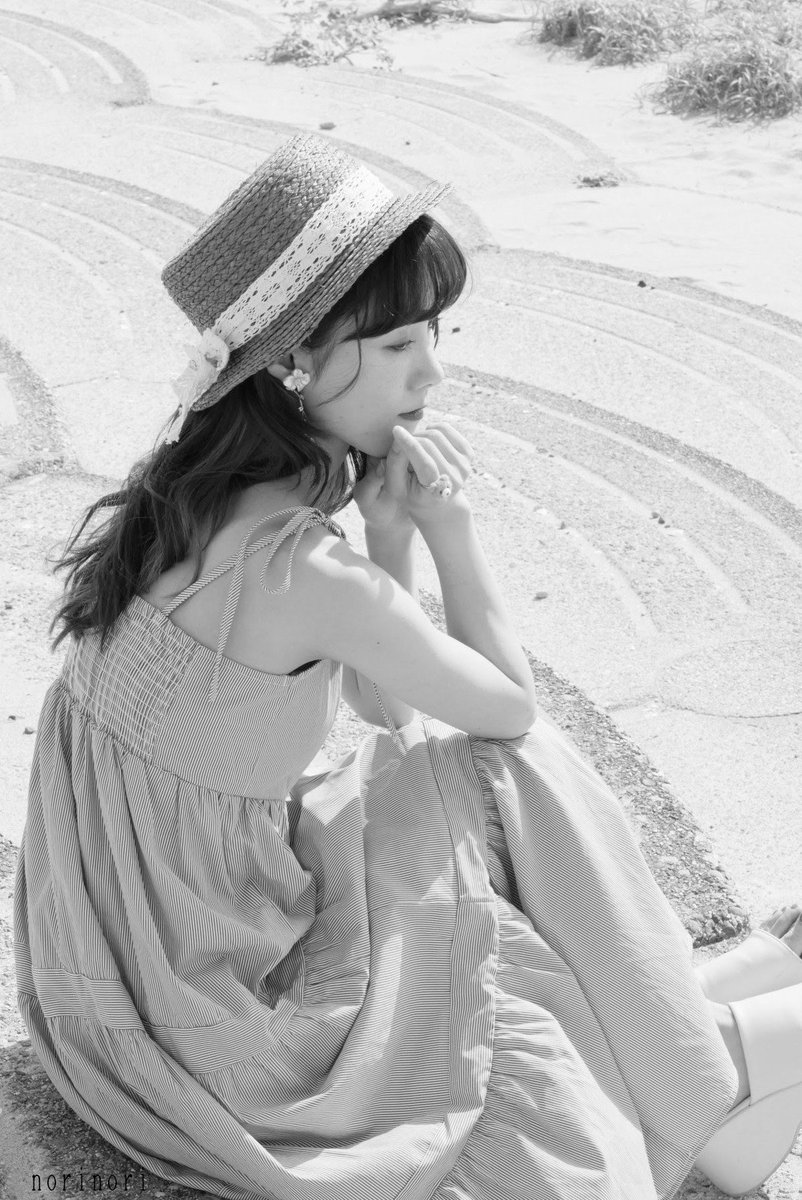 model：夏目むぎさん👒 @mugi_portrait 🏖️大野海岸 #mer撮影会 @mer_photo #ポートレート #ポートレートモデル #モノクロポートレート #portraitphotography #monochromeportrait #lumix