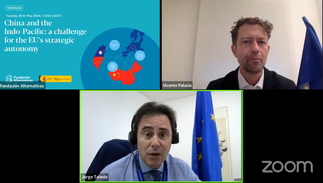 Live! 😊🔛 🌏'China and the Indo-Pacific: a challenge for the EU’s strategic autonomy' ✨With Jorge Toledo, Head of Delegation of the European Union to China 🗣️And Vicente Palacio #Alternativas To watch the webinar on our YouTube channel 📹 bit.ly/4dTEvel