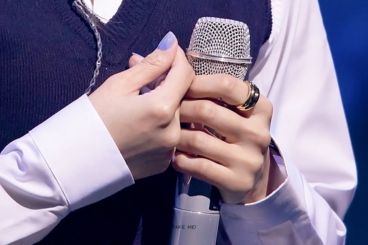 #에이핑크 #정은지 
#Apink #Eunji <a href="/Apinkjej/">정은지</a>  

너는 손이 참 예쁘고 귀여워
그리고 얼굴도🥹💗